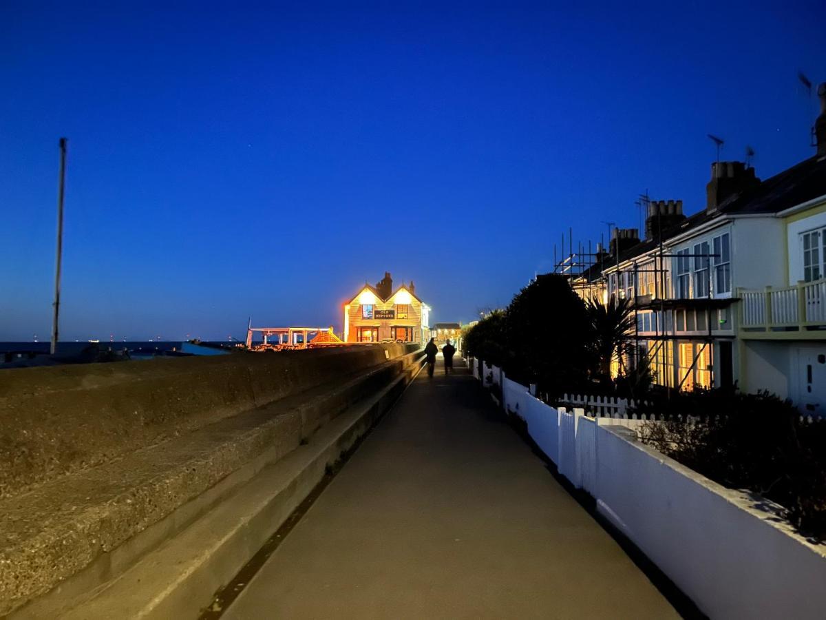 Villa Whitstable The Jolly Exterior foto